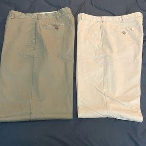 Ll bean perms crease chinos. Lightly used no stains.